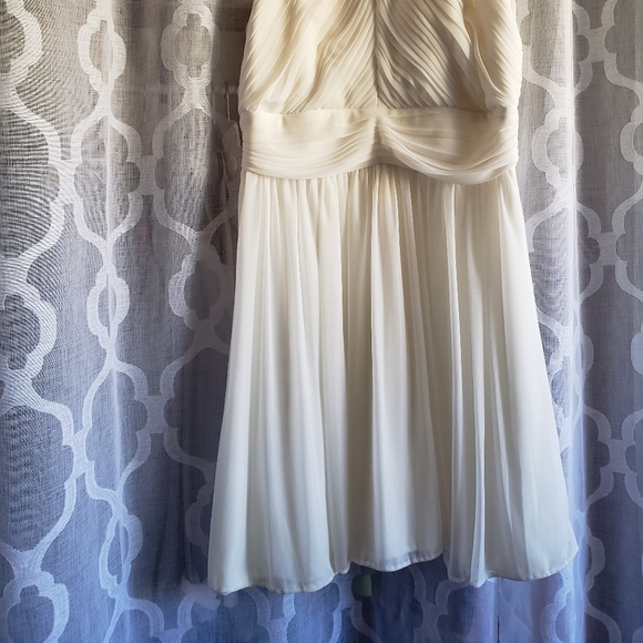 Dress - Picture 4 of 4